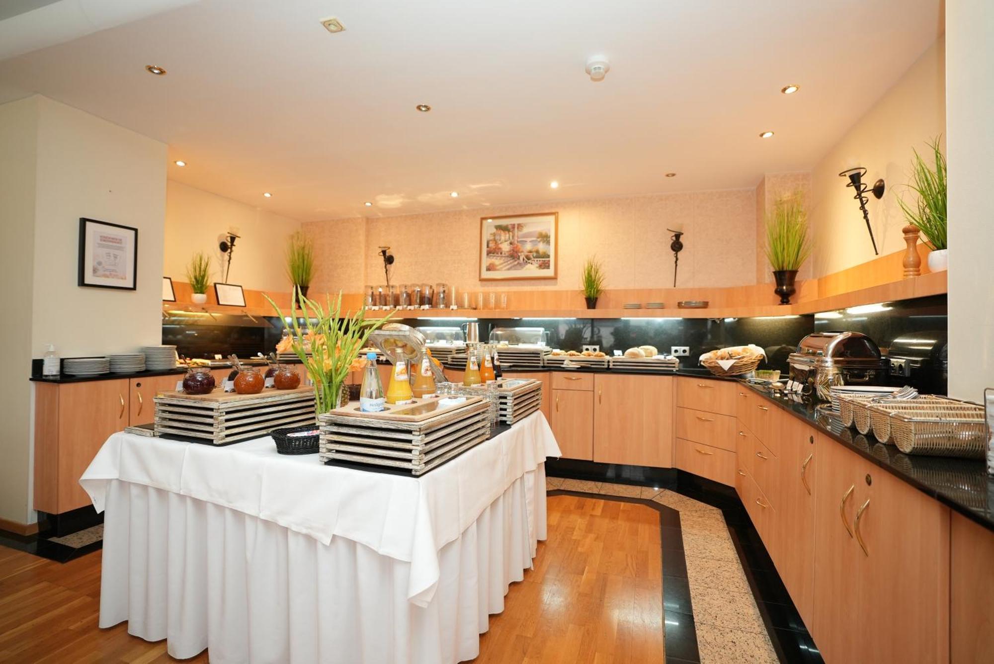 Uno Hotel Posthof Saarlouis Luaran gambar