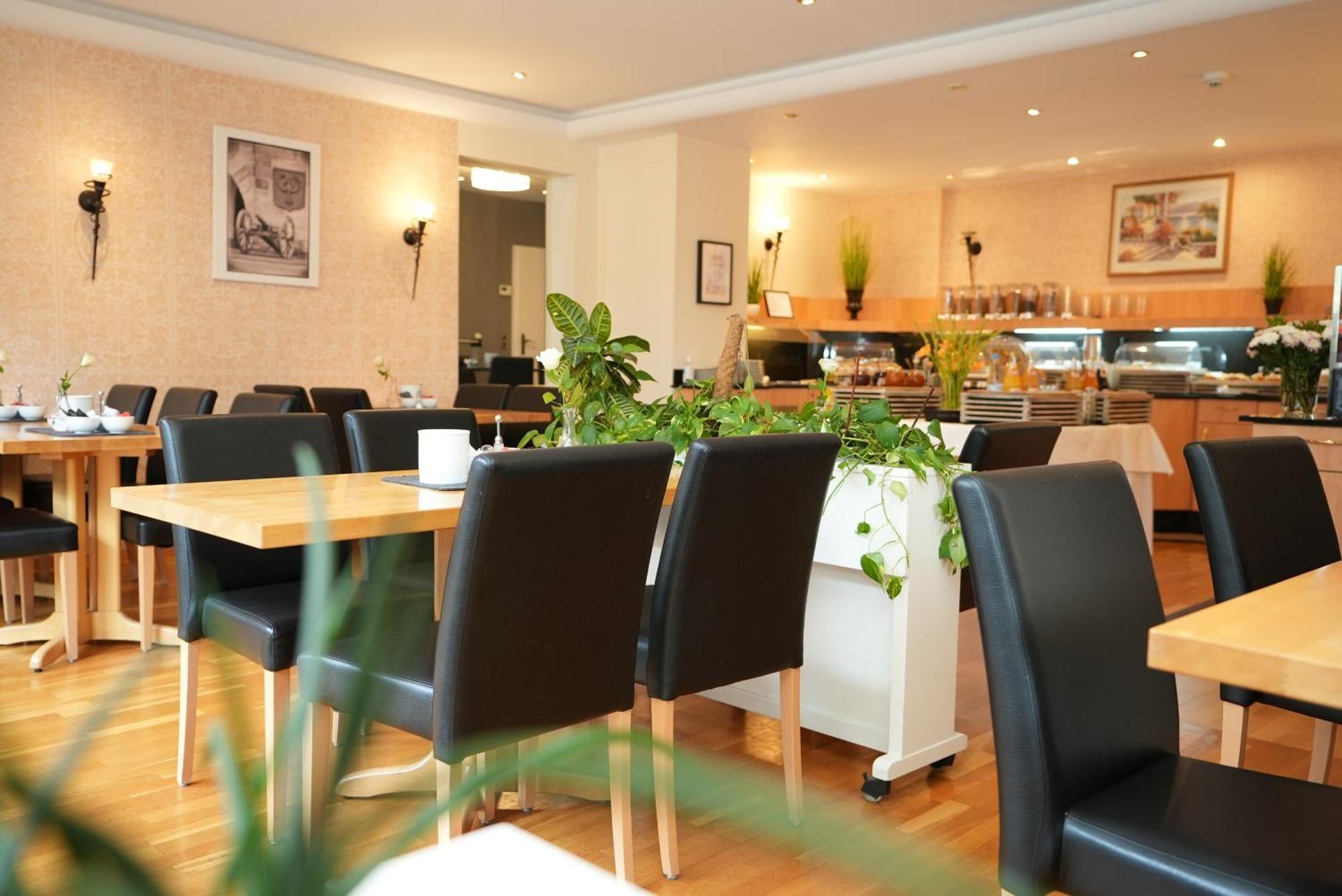 Uno Hotel Posthof Saarlouis Luaran gambar