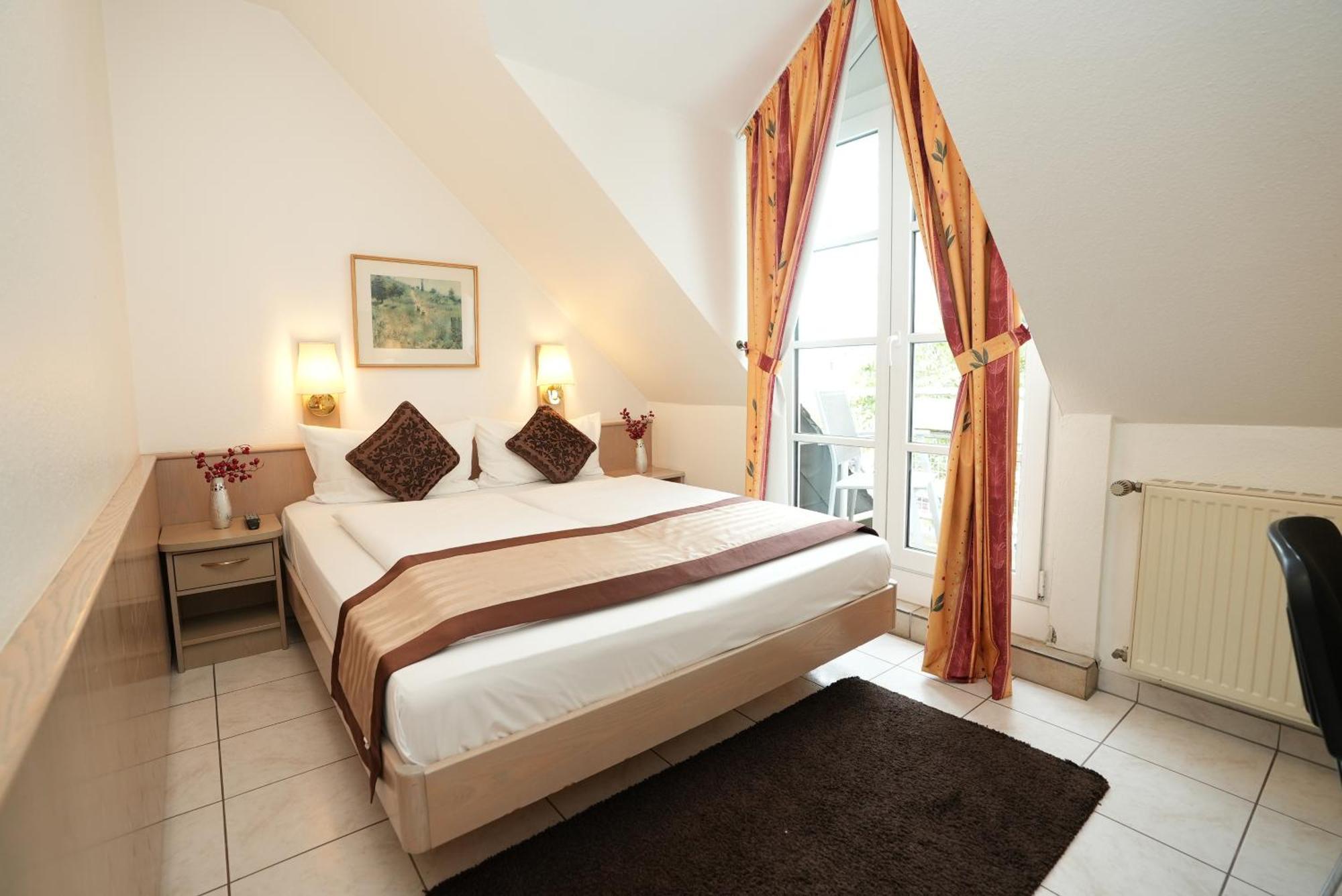 Uno Hotel Posthof Saarlouis Luaran gambar