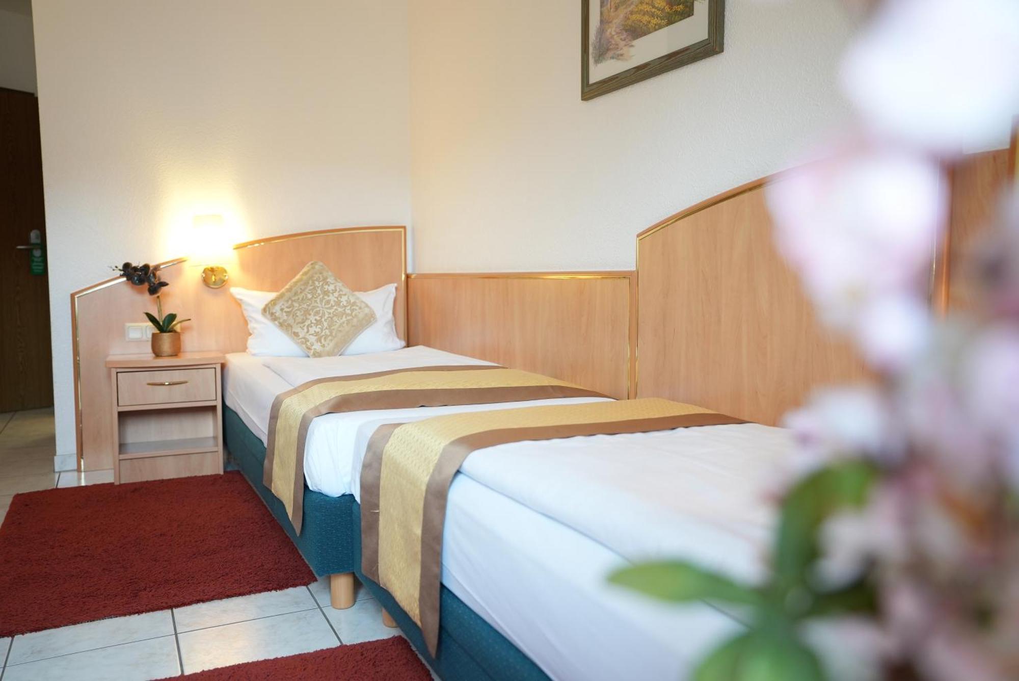 Uno Hotel Posthof Saarlouis Luaran gambar