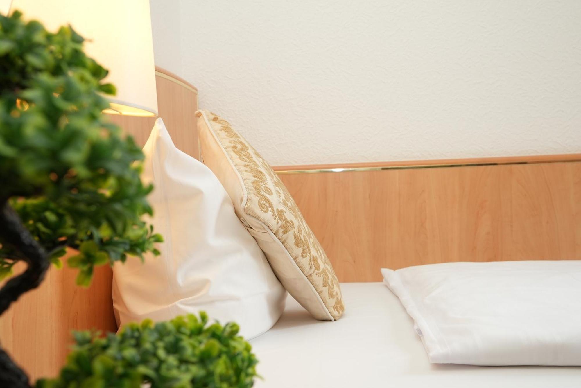 Uno Hotel Posthof Saarlouis Luaran gambar